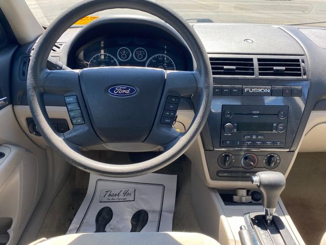 Used 2007 Ford Fusion SE FWD image 6