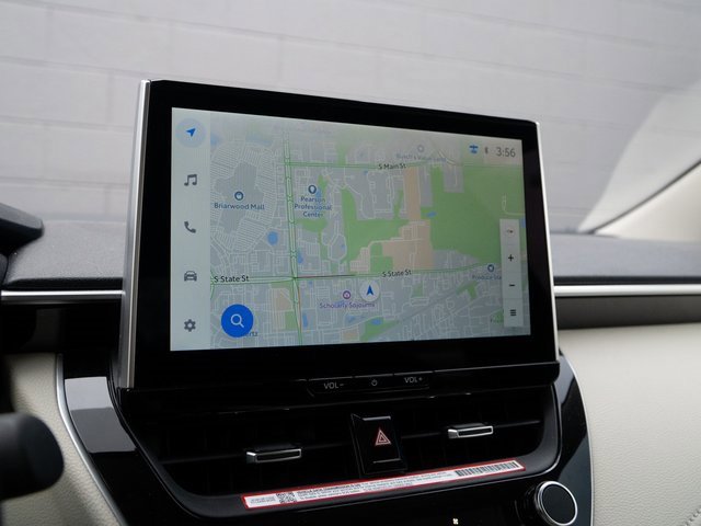 Used 2025 Toyota Corolla XLE image 25