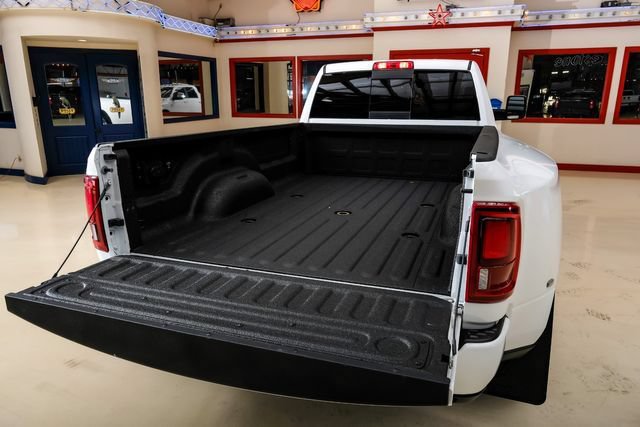 Used 2026 RAM 3500 Laramie AWD/4WD image 8