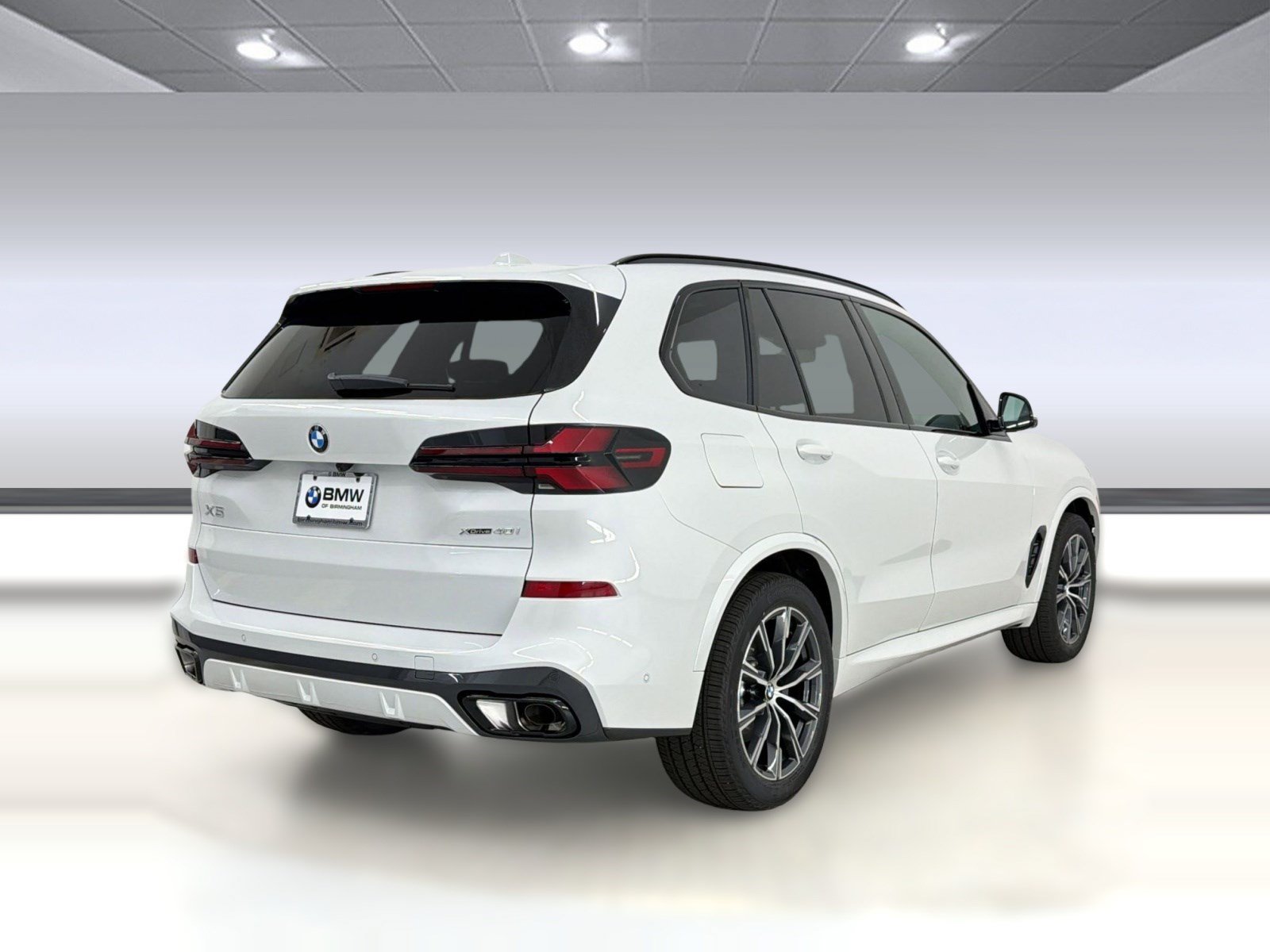 New 2026 BMW X5 xDrive40i w/ M Sport Package AWD/4WD image 9