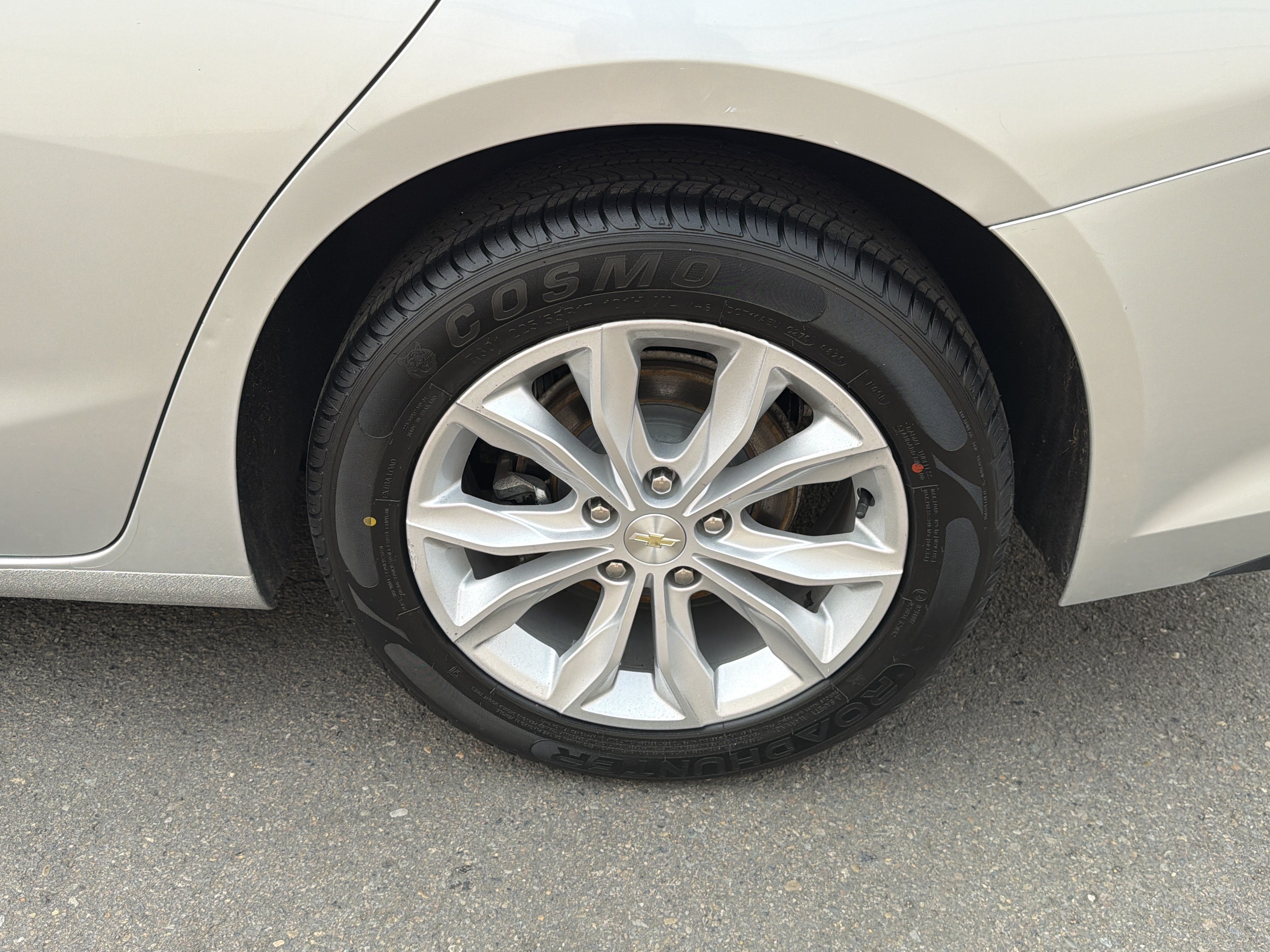 Used 2020 Chevrolet Malibu LT FWD image 24