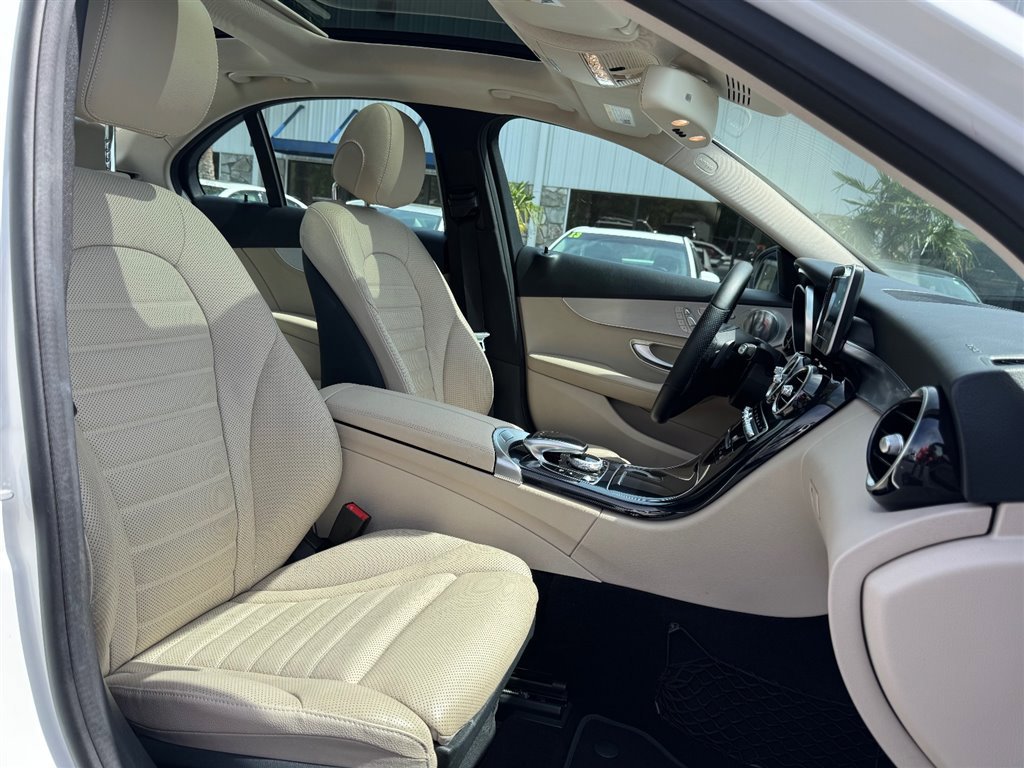 Used 2015 Mercedes-Benz C 300 4MATIC Sedan image 19