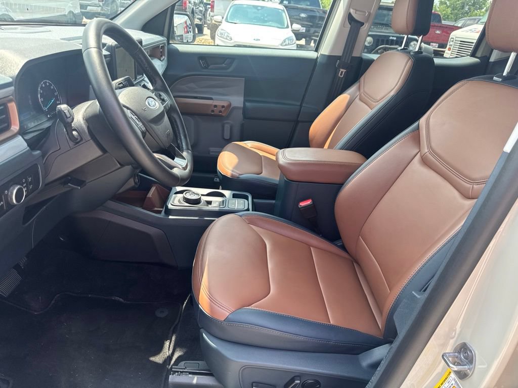 Used 2024 Ford Maverick Lariat AWD/4WD image 2