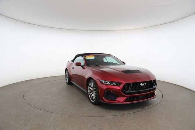 Used 2025 Ford Mustang GT Premium image 29