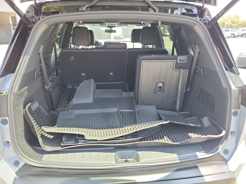 New 2026 Nissan Pathfinder Rock Creek AWD/4WD image 13