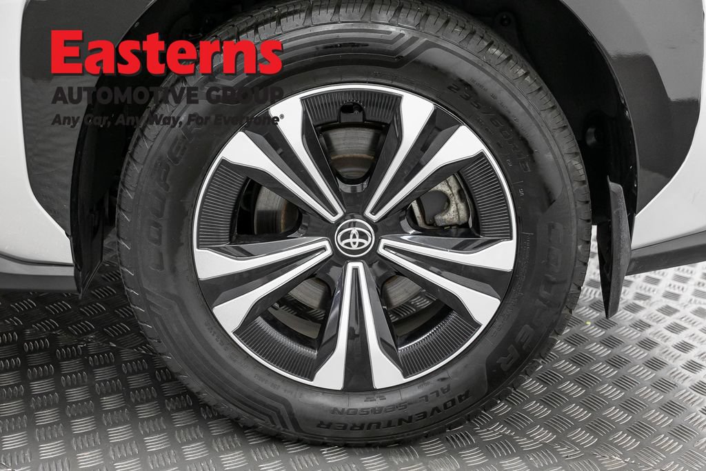 Used 2024 Toyota bZ4X AWD w/ Weather Package image 32