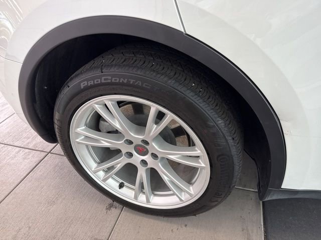 Used 2020 Tesla Model Y Long Range image 9