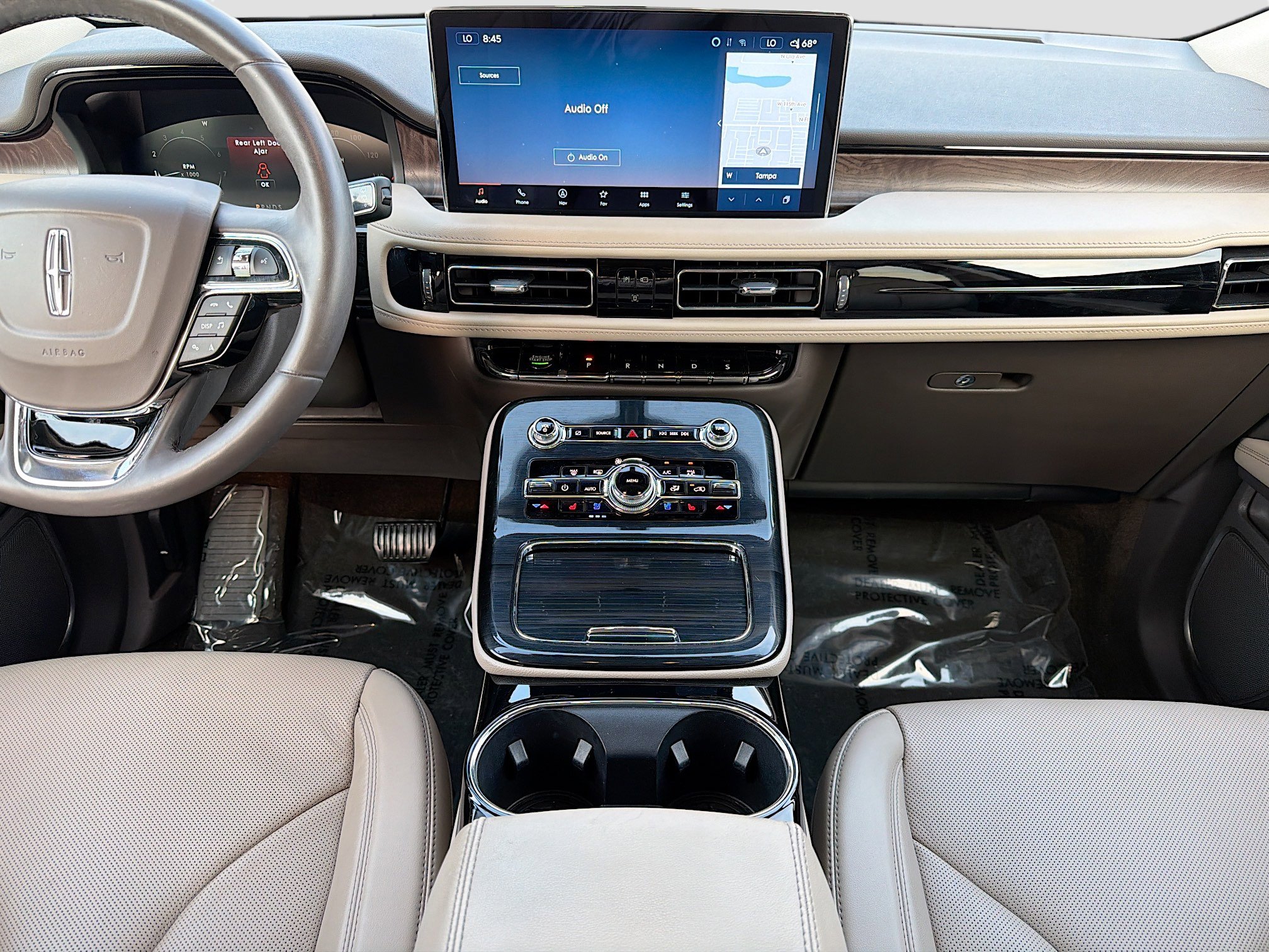 Used 2023 Lincoln Nautilus Reserve image 18