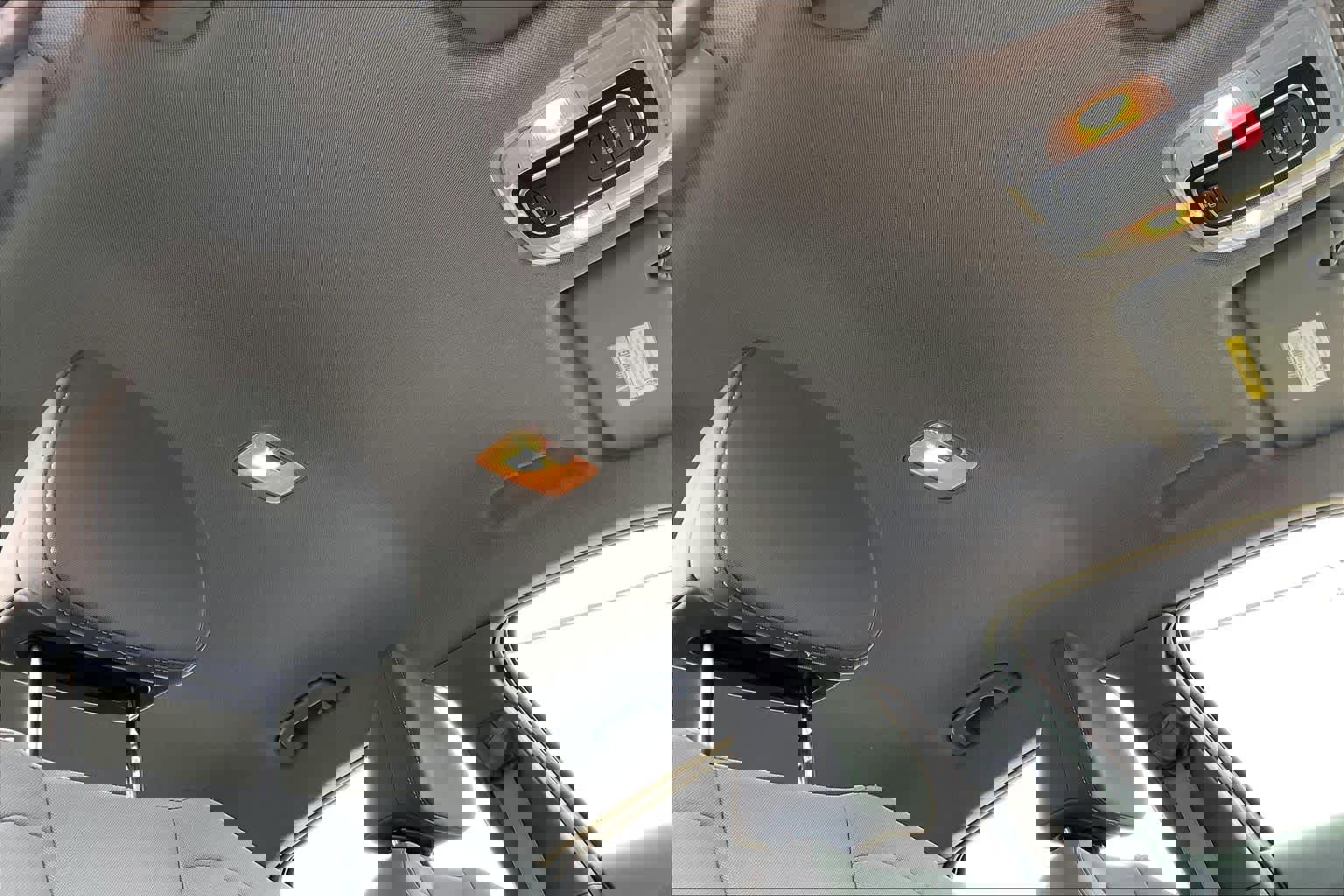 Used 2022 Hyundai Elantra SEL w/ Preferred Accessory Package image 11