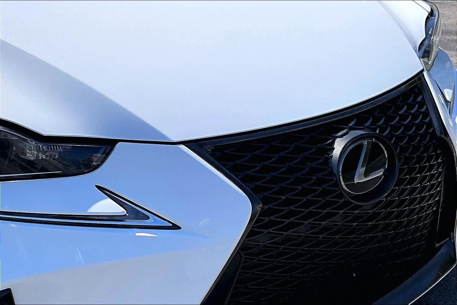 Used 2020 Lexus IS 300 F Sport w/ F Sport Package RWD image 28
