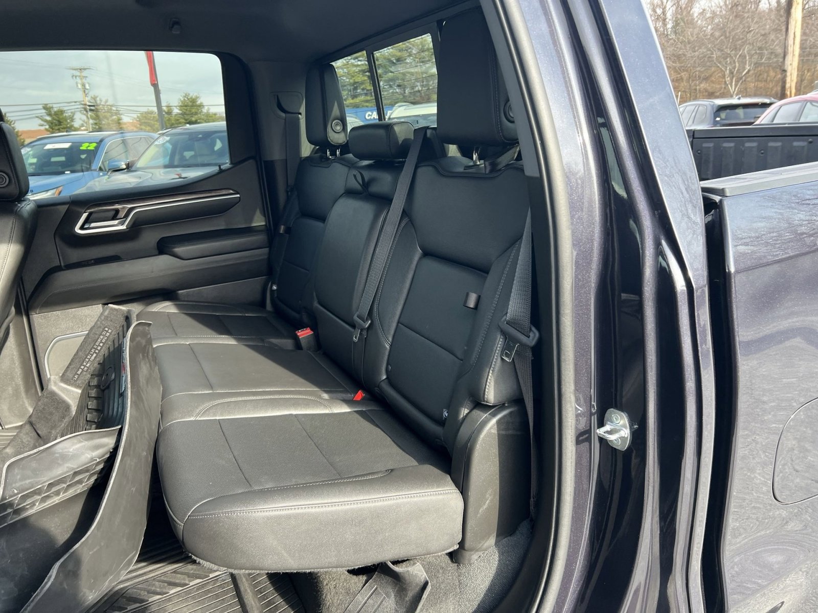 Used 2022 Chevrolet Silverado 1500 LTZ image 24
