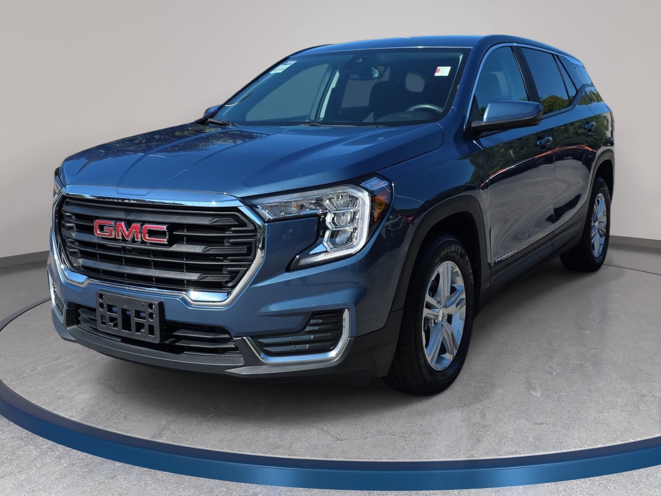 Used 2024 GMC Terrain SLE