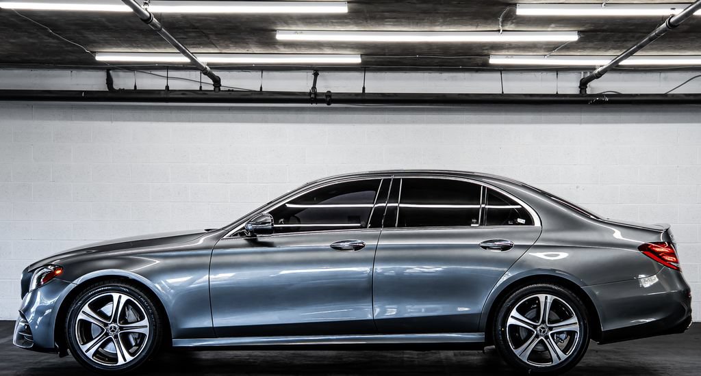 Used 2020 Mercedes-Benz E 350 Sedan image 2