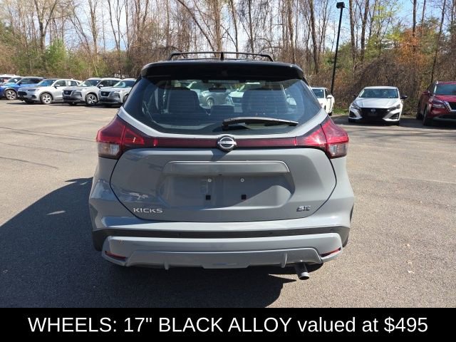 Certified 2022 Nissan Kicks SR w/ Premium Package FWD image 6