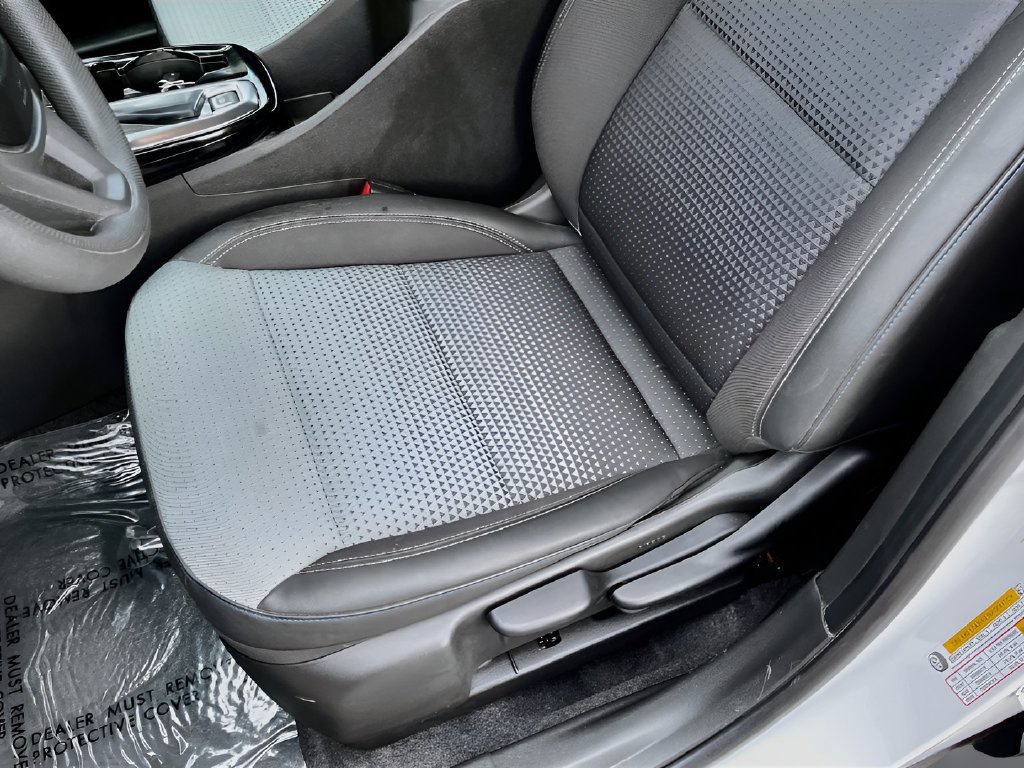 Used 2026 Chevrolet Trax LT FWD image 18
