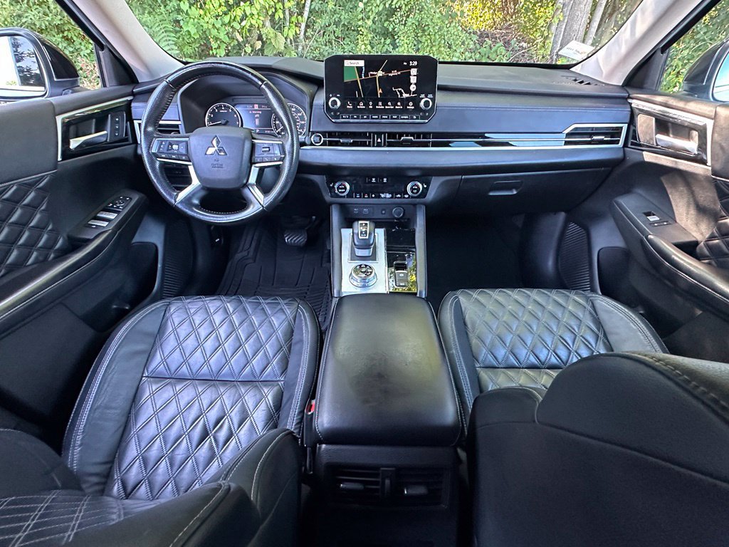 Used 2022 Mitsubishi Outlander SEL AWD/4WD image 17
