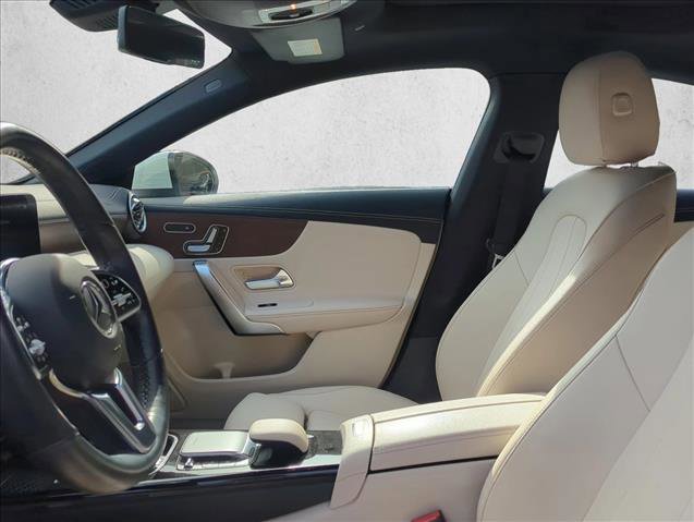 Used 2023 Mercedes-Benz CLA 250 4MATIC w/ Premium Package image 10