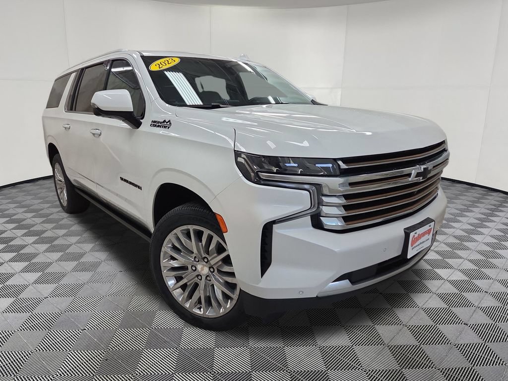 Certified 2023 Chevrolet Suburban High Country w/ Premium Package 2 AWD/4WD image 3