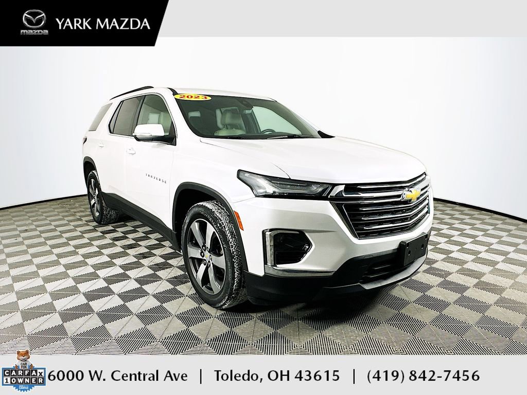Used 2023 Chevrolet Traverse LT w/ LT Premium Package