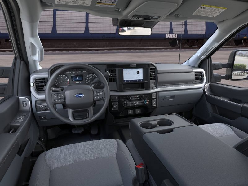 New 2026 Ford F250 XLT w/ FX4 Off-Road Package AWD/4WD image 9