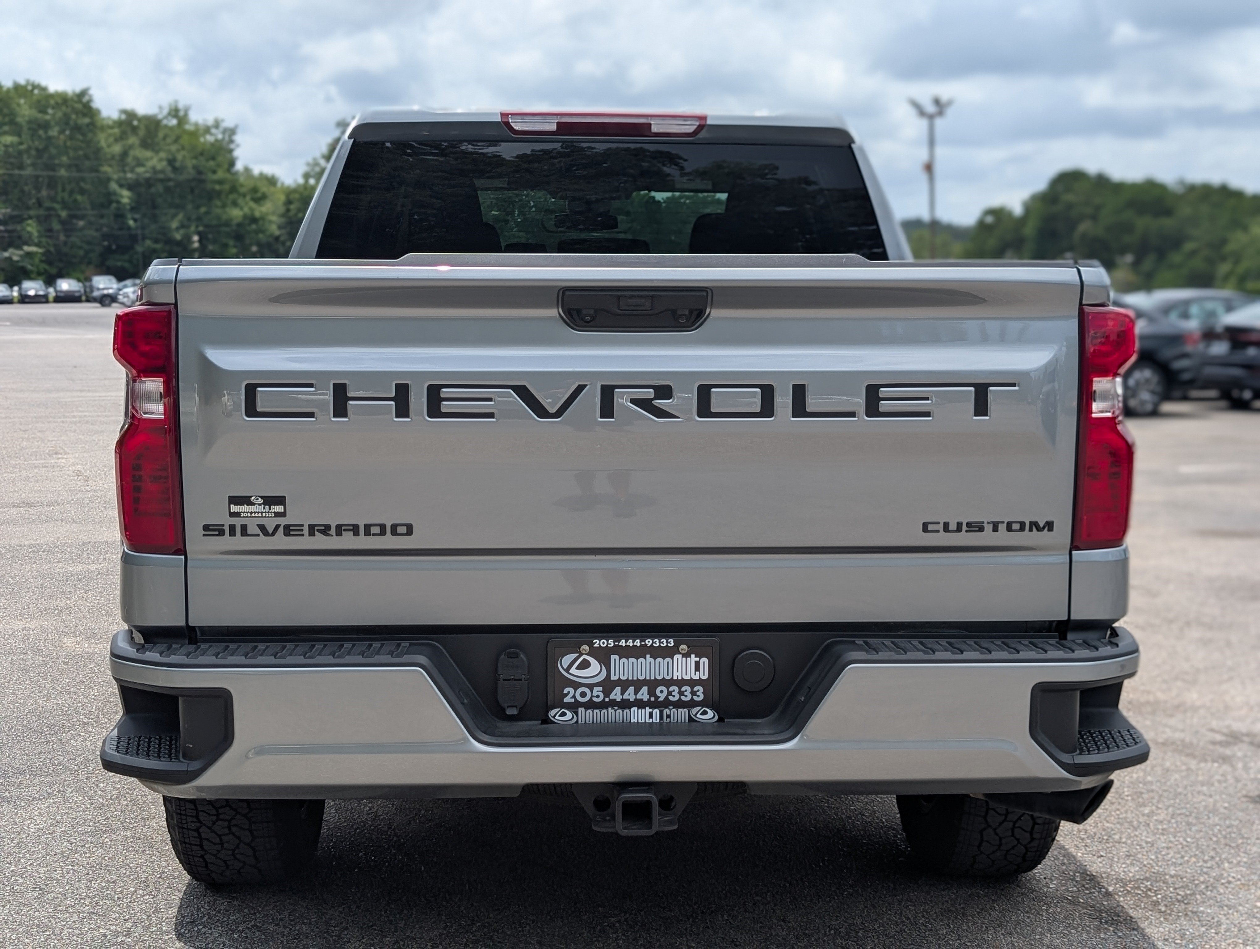Used 2026 Chevrolet Silverado 1500 Custom w/ Turbomax Blackout Package AWD/4WD image 8