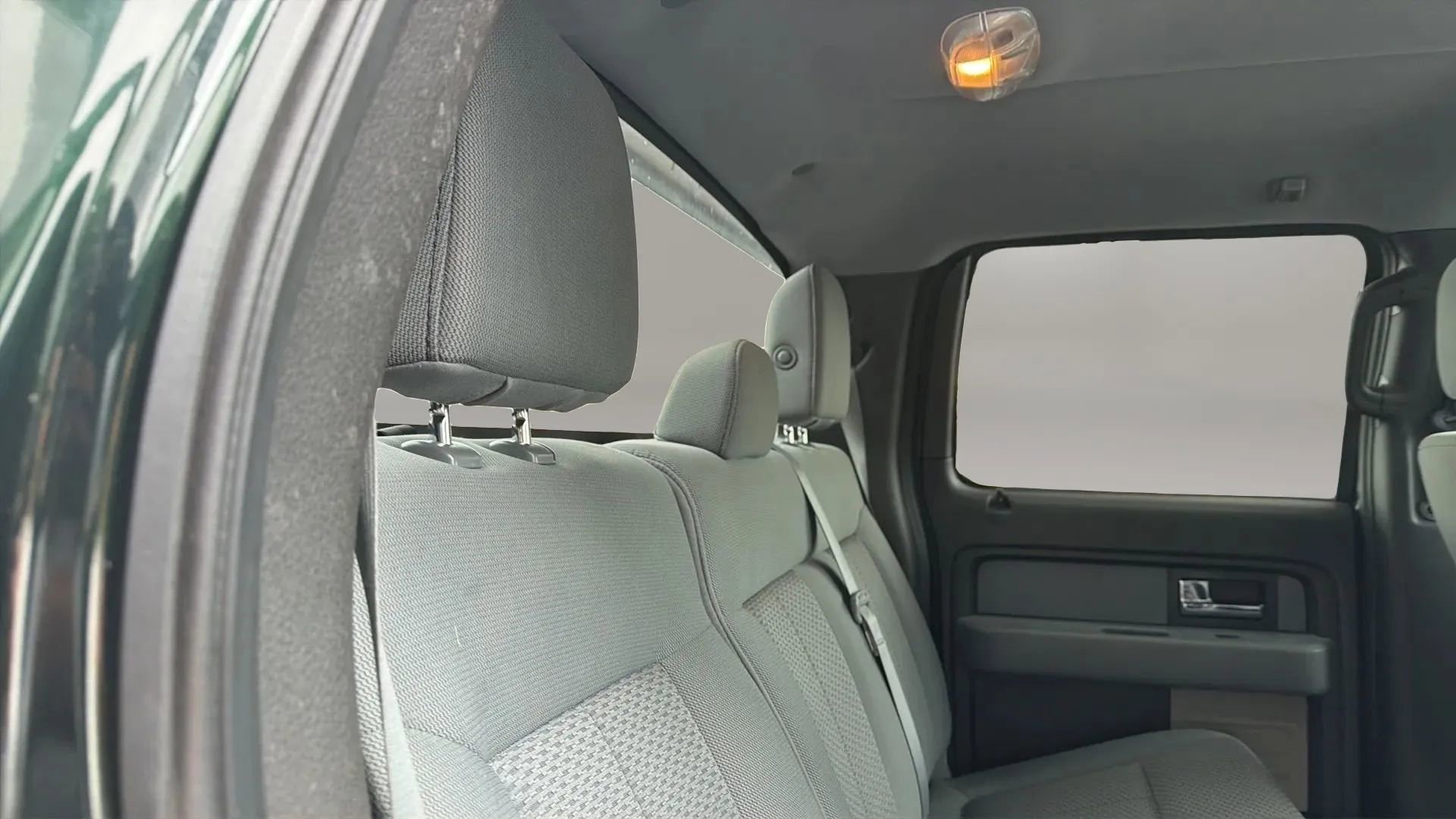 Used 2013 Ford F150 XLT w/ Mid Equipment Group image 31