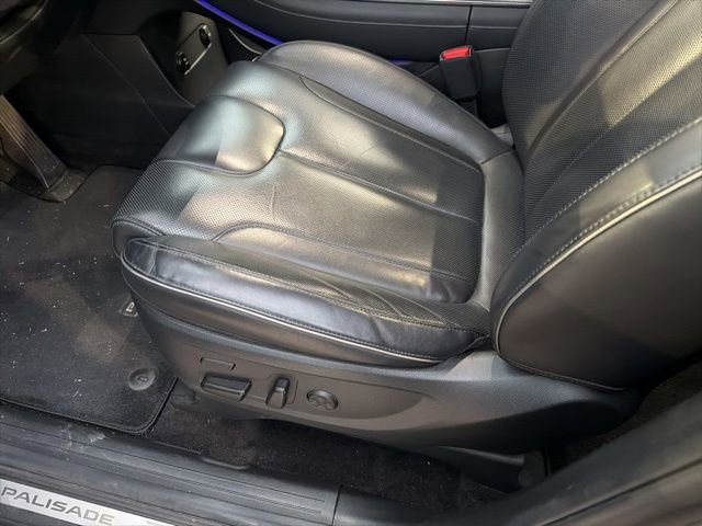 Used 2021 Hyundai Palisade Calligraphy image 8