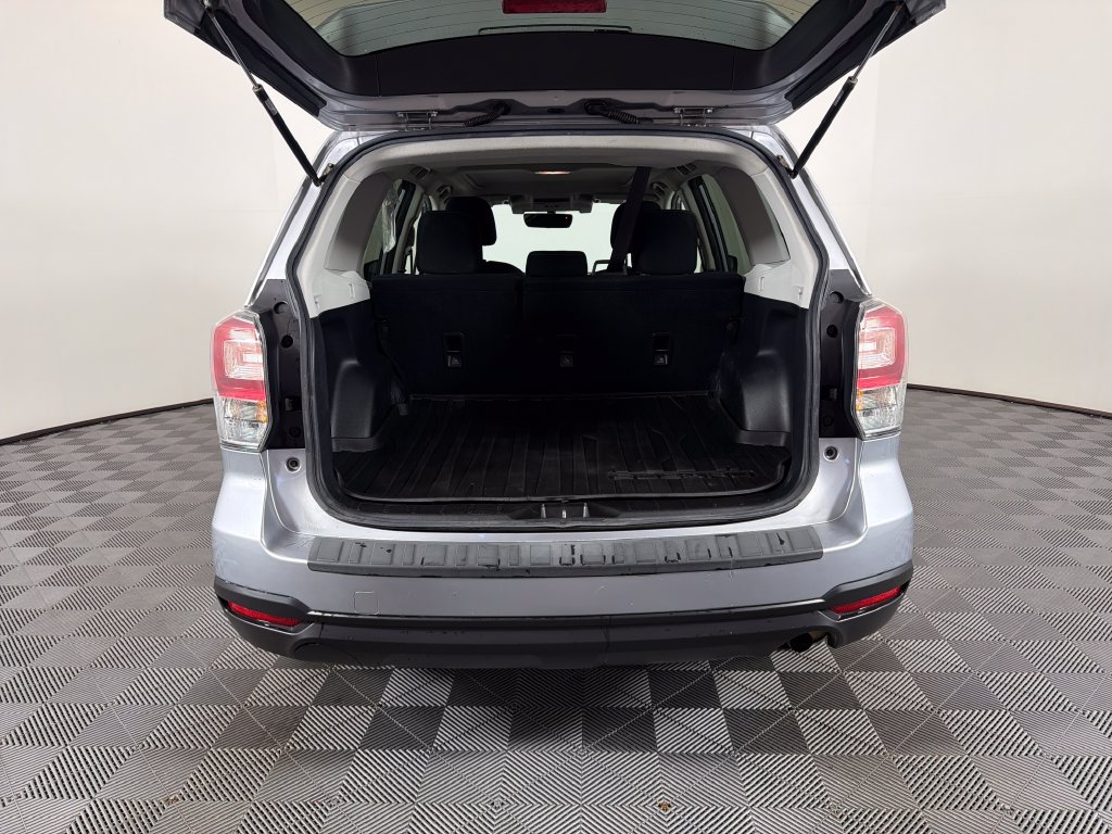Used 2017 Subaru Forester 2.5i Premium AWD/4WD image 23