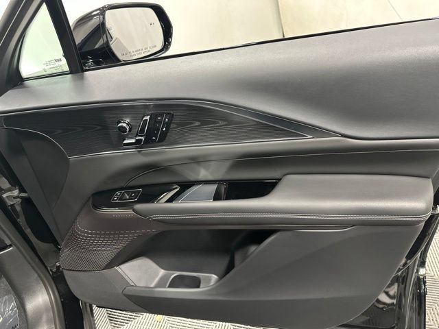 Used 2025 Cadillac Lyriq Sport w/ LPO, Floor Liner Package AWD/4WD image 29