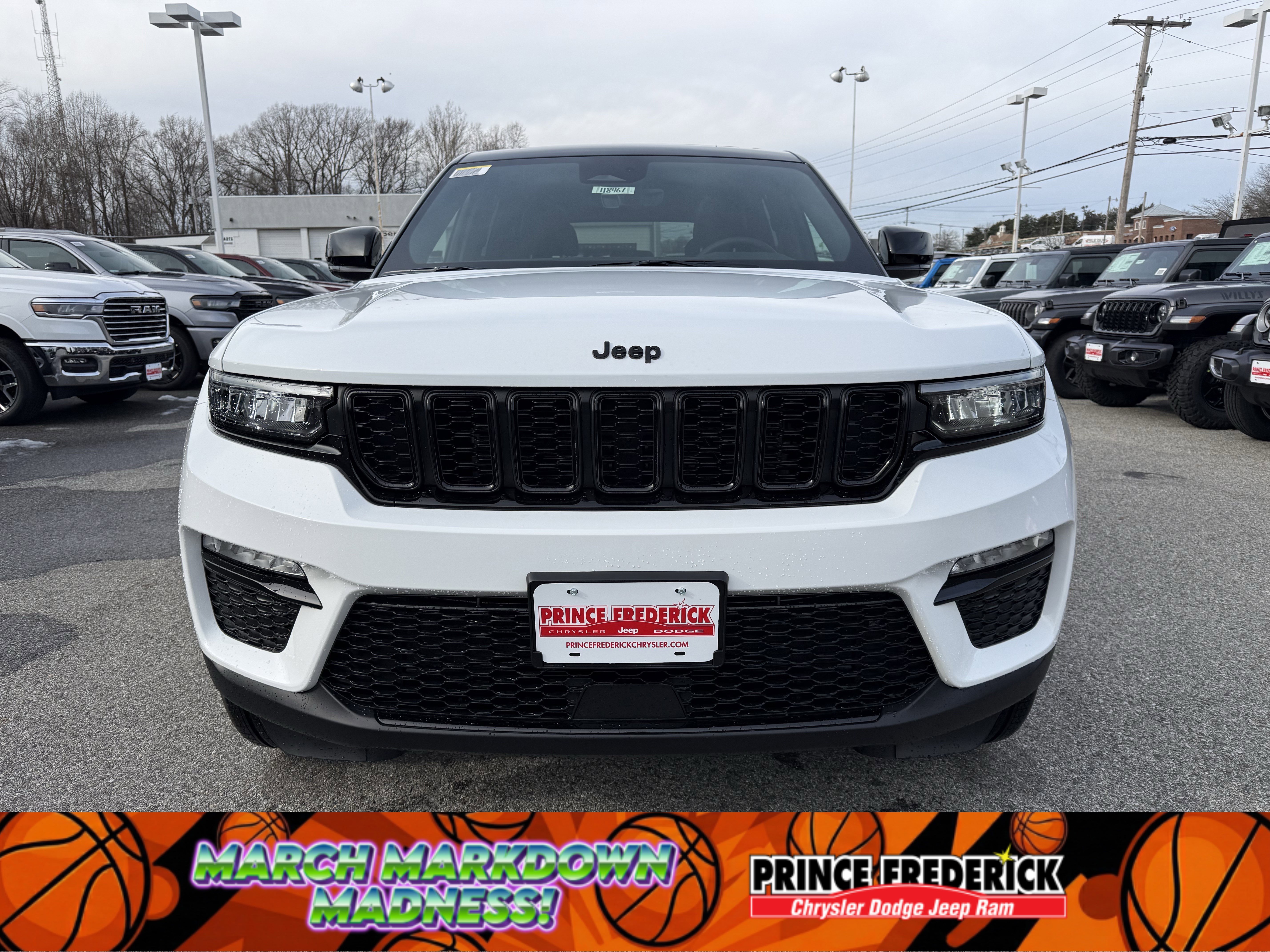 New 2025 Jeep Grand Cherokee Limited image 8