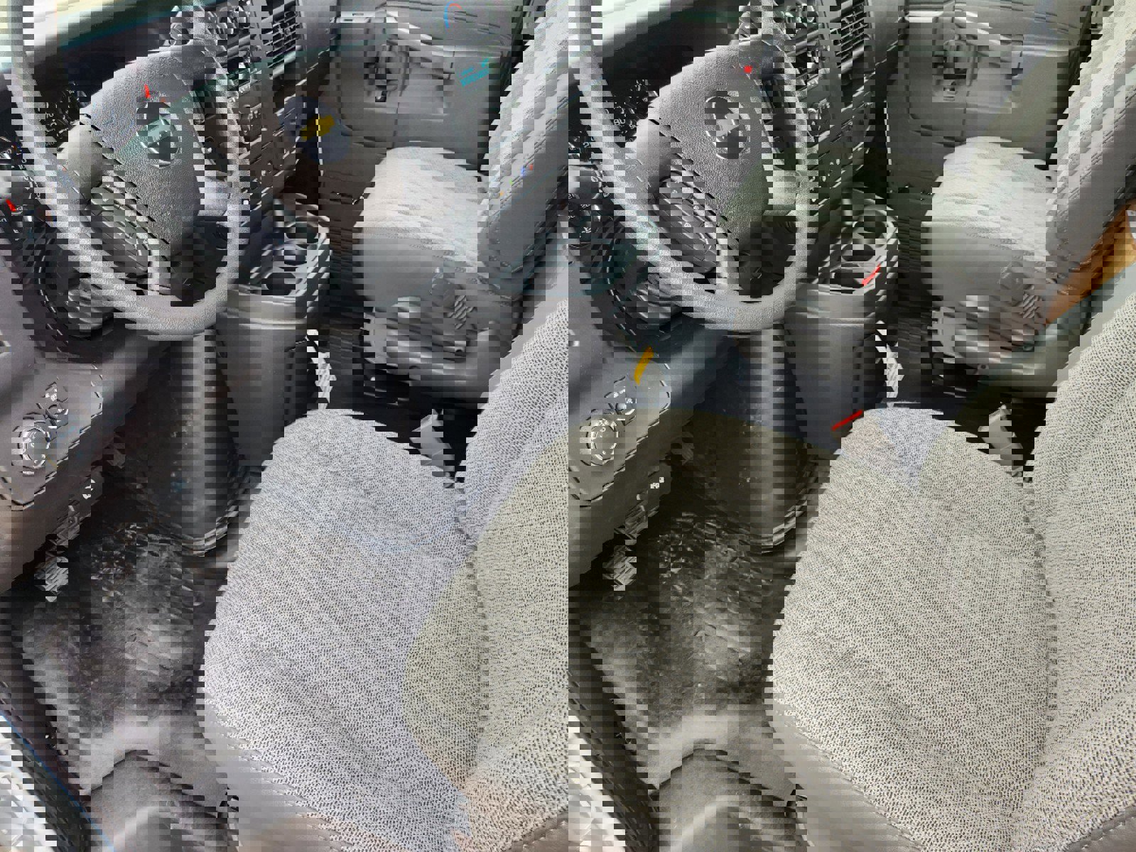 New 2025 Chevrolet Express 2500 w/ Driver Convenience Package image 4