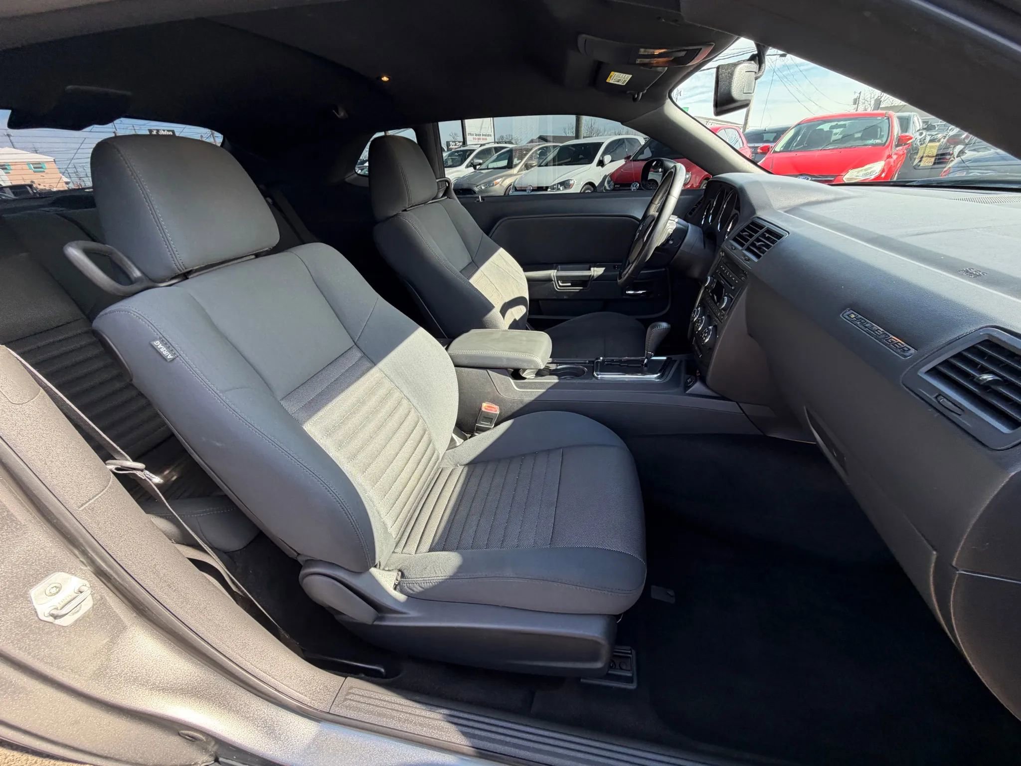 Used 2011 Dodge Challenger image 13