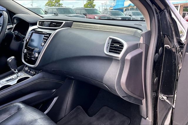Used 2016 Nissan Murano Platinum FWD image 23