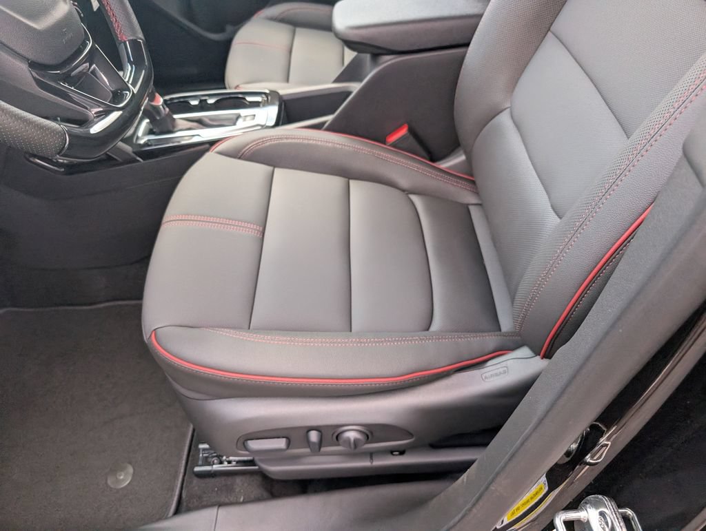 New 2026 Chevrolet TrailBlazer RS w/ Driver Confidence Package FWD image 17