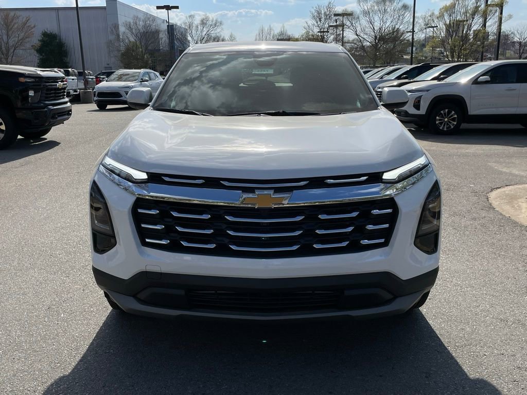 New 2026 Chevrolet Equinox LT image 2