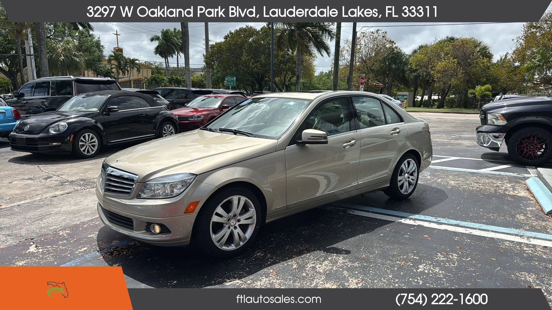 Used 2011 Mercedes-Benz C 300 Sedan image 6