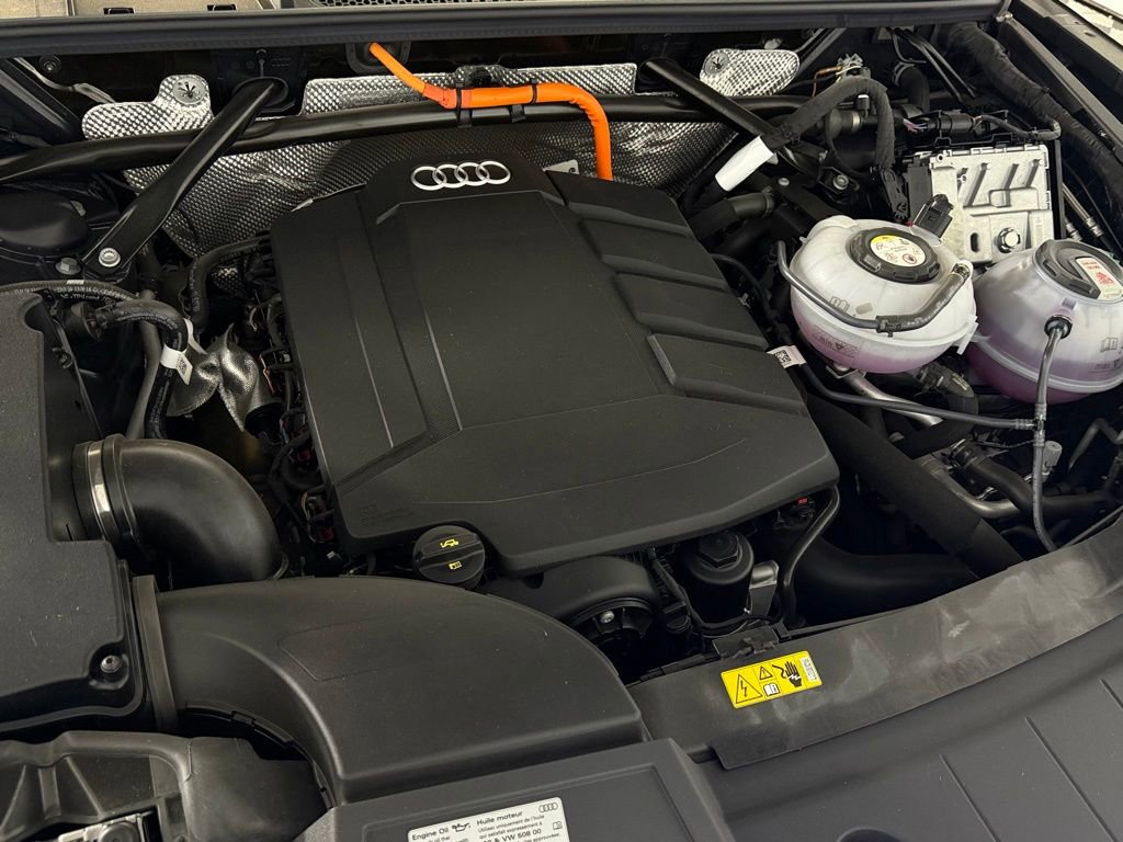 Used 2024 Audi Q5 e Premium Plus w/ Premium Plus Package AWD/4WD image 34