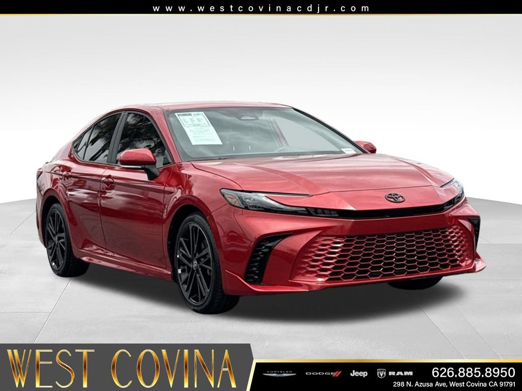 Used 2025 Toyota Camry XSE FWD video 2