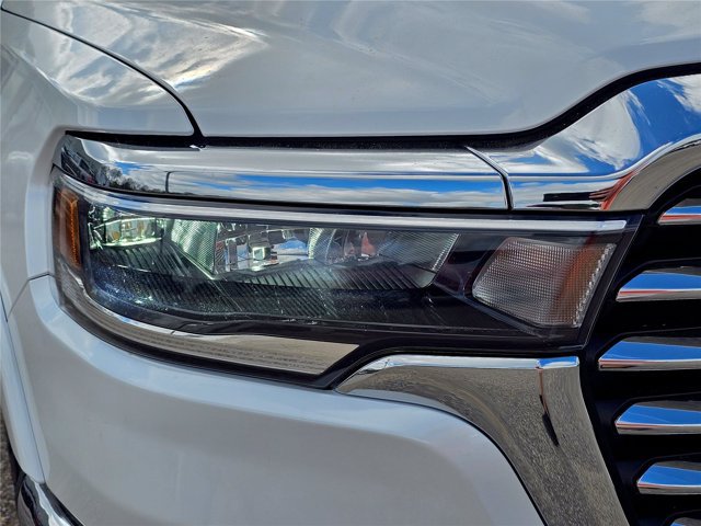 New 2026 RAM 1500 Laramie AWD/4WD image 8