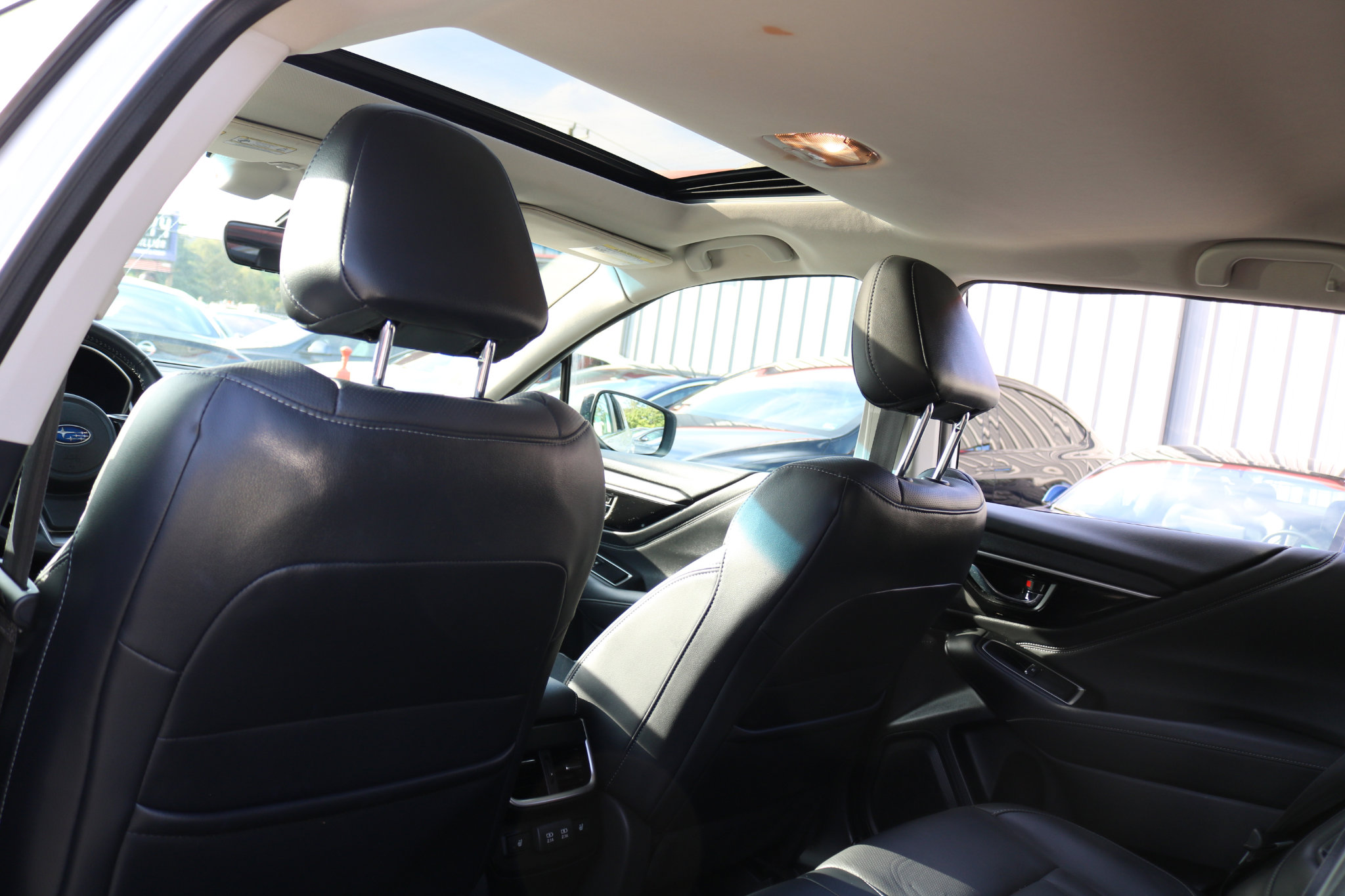 Used 2020 Subaru Outback Limited image 38