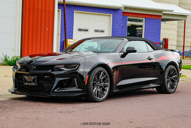 Used 2022 Chevrolet Camaro ZL1 RWD image 14