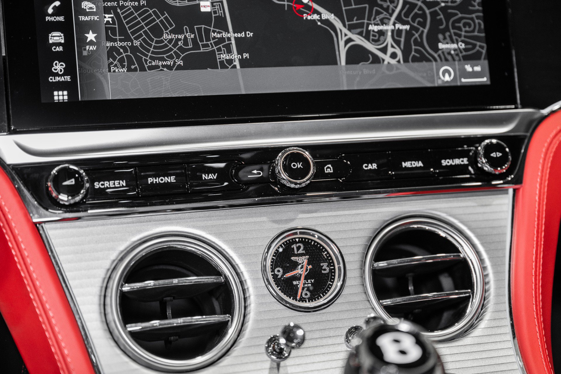 Used 2023 Bentley Continental GT Azure AWD/4WD image 32