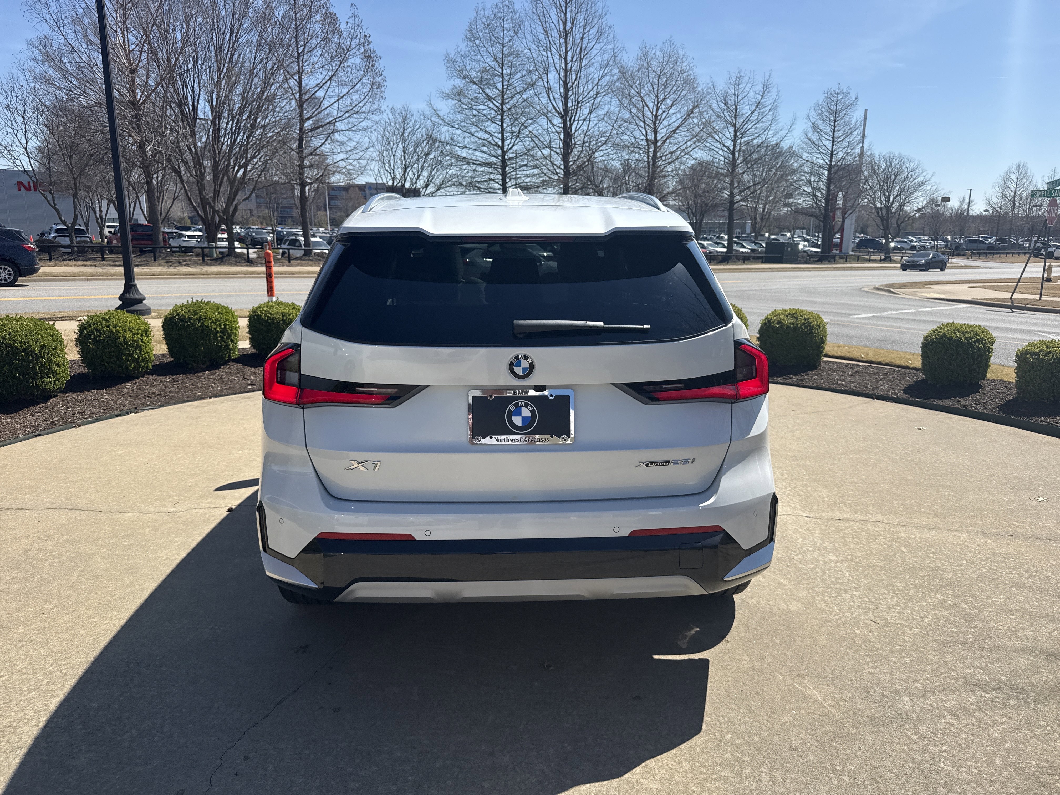 New 2026 BMW X1 xDrive28i w/ Technology Package AWD/4WD image 4