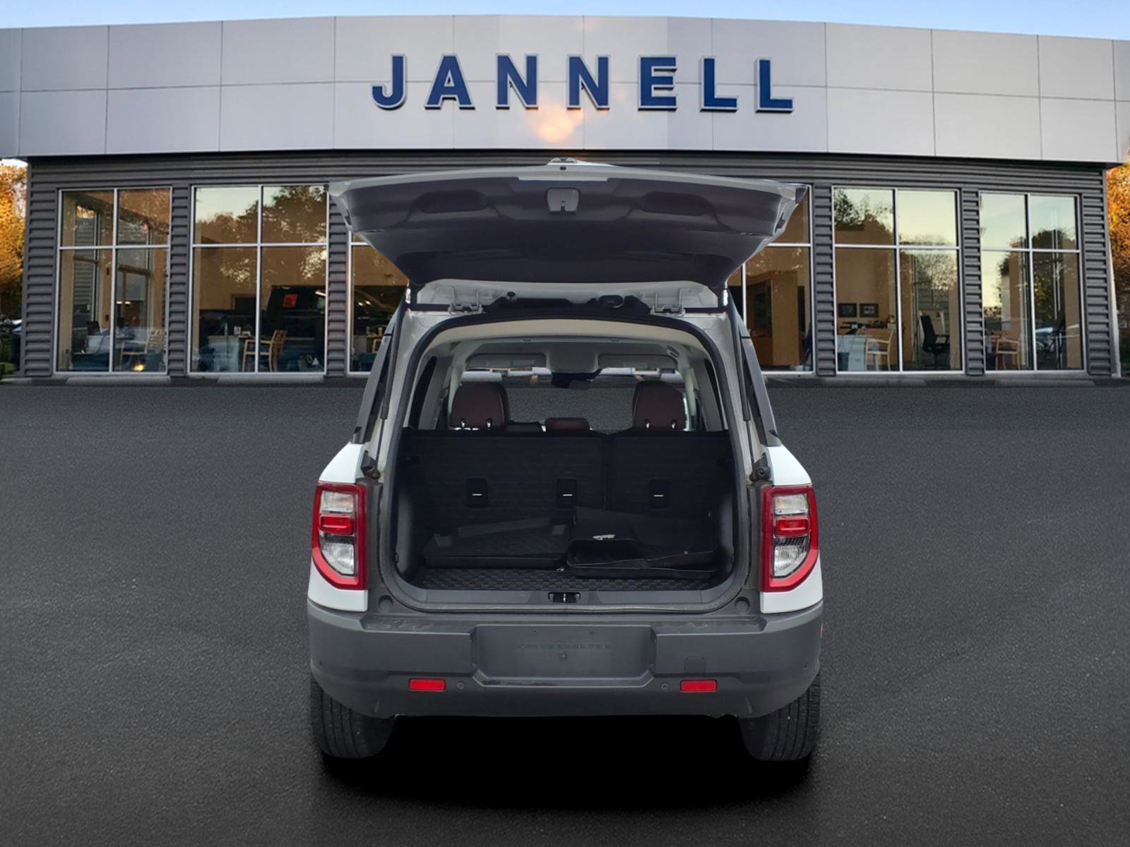 Used 2021 Ford Bronco Sport Outer Banks image 10