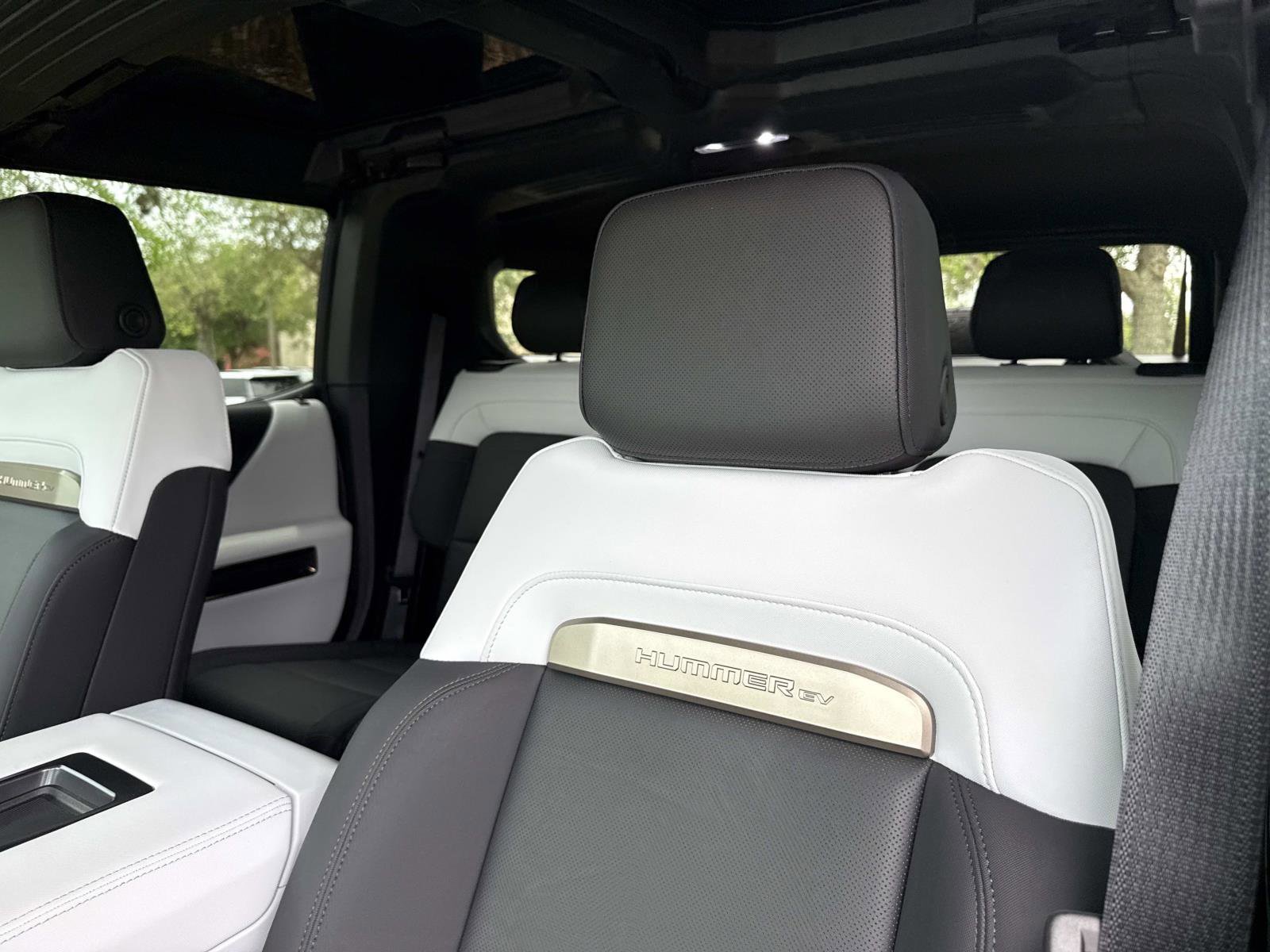 Used 2024 GMC Hummer EV 2X w/ LPO, Illumination Package AWD/4WD image 22
