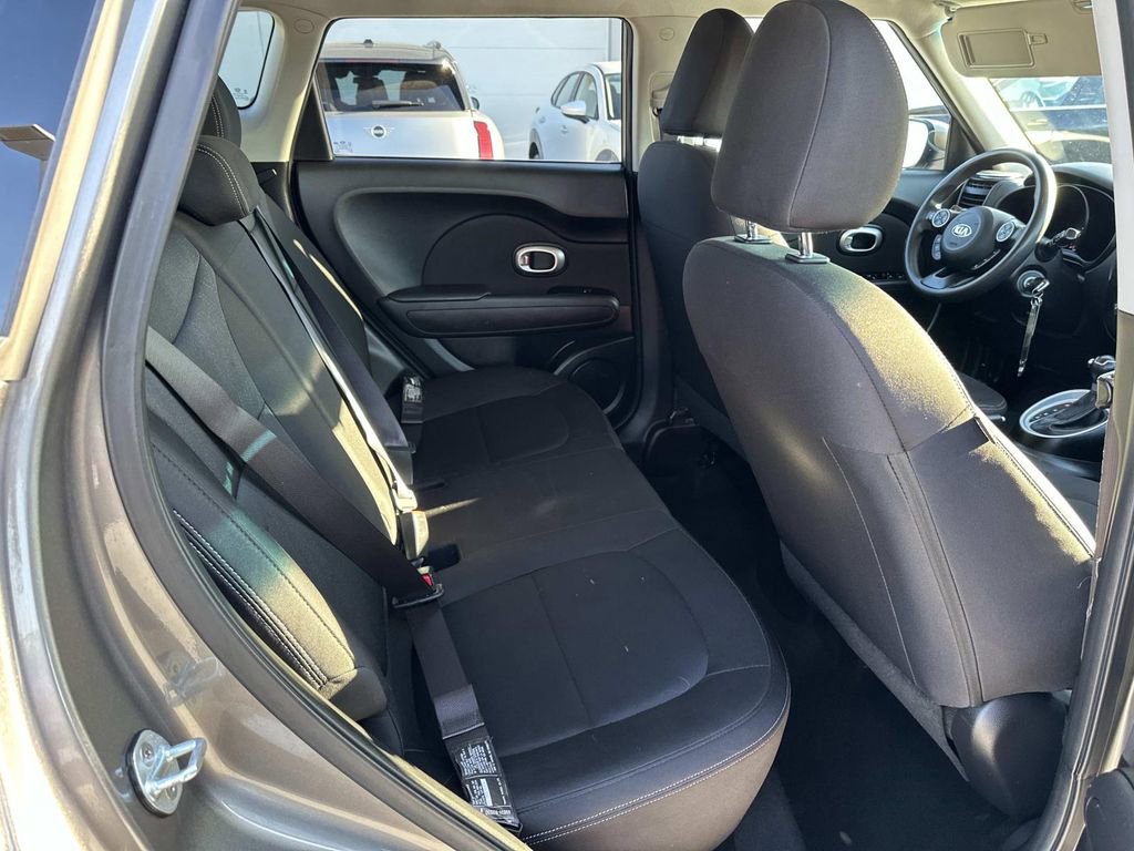 Used 2016 Kia Soul w/ Option Group 020 image 28