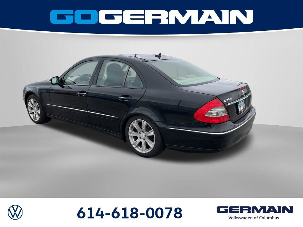 Used 2009 Mercedes-Benz E 350 4MATIC Sedan image 4