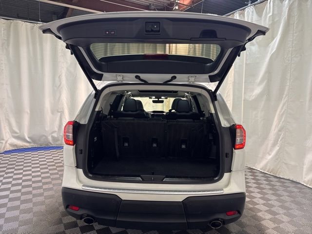 Certified 2022 Subaru Ascent Limited w/ Technology Package image 41