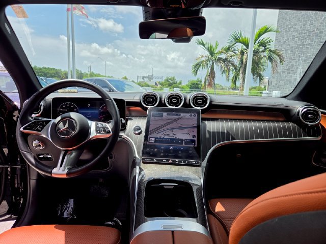 Used 2023 Mercedes-Benz GLC 300 image 30