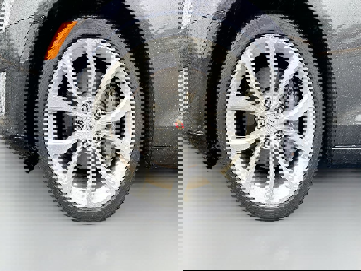 Used 2014 Cadillac ATS Performance w/ Cold Weather Package image 32